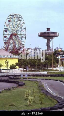 NORIA. Ort: Parque de Atracciones, MADRID, SPANIEN. Stockfoto