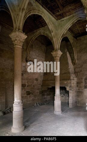 Innenraum S XII. Lage: MONASTERIO DE SANTA MARIA, CARRACEDO, Leon, Spanien. Stockfoto