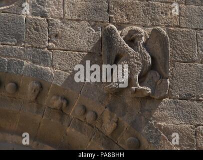 Plastische Relief der Fassade des Klosters Sant Pau del Camp, 9. bis 12. Jahrhundert, Barcelona, Barcelona, Katalonien, Spanien. Stockfoto