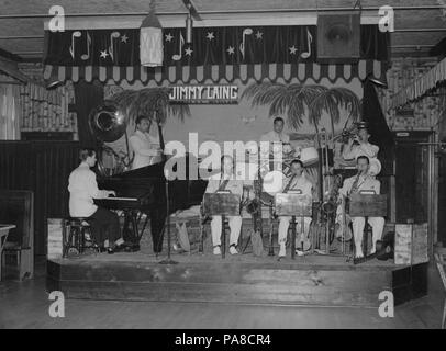 54 kommerziellen Auftrag. Das Maple Inn. Jimmy Laing und Orchester BNQ P48 S1P02224 Stockfoto