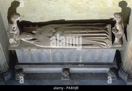 SEPULCRO DE LA REINA ELISENDA DE MONCADA EN EL CLAUSTRO DEL MONASTERIO DE PEDRALBES - SIGLO XIV. Lage: MONASTERIO DE PEDRALBES - INTERIEUR, BARCELONA, SPANIEN. Stockfoto