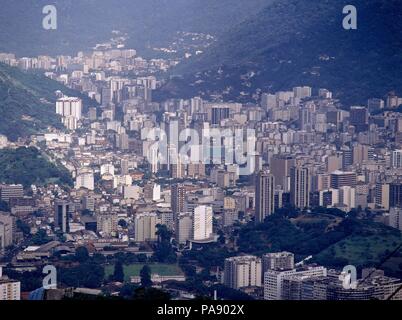 VISTA PARCIAL DE LA CIUDAD DESDE EL CORCOVADO. Ort: Außen, BRASILIEN. Stockfoto