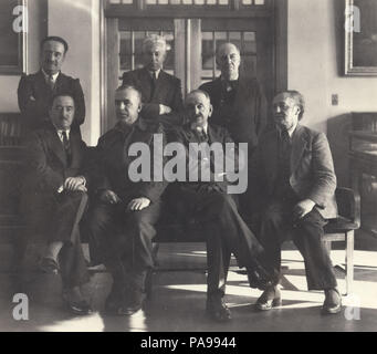 157 Les Sept aux Archives nationales, Ottawa, Dezember 1944 Stockfoto