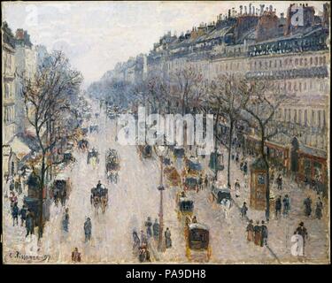 Der Boulevard Montmartre an einem Wintermorgen. Artist: Camille Pissarro (Französisch, Charlotte Amalie, St. Thomas 1830-1903 Paris). Abmessungen: 25 1/2 x 32 in. (64,8 x 81,3 cm). Datum: 1897. Nach sechs Jahren in ländlichen Éragny, Pissarro nach Paris zurück, wo er mehrere Serien der <i> Grands Boulevards</i> gemalt. Vermessung der Blick von seinem Quartiere im Grand Hôtel de Russie Anfang 1897, Pissarro verwunderte sich, daß er könnte ee nach unten über die gesamte Länge des Boulevards' mit 'fast aus der Vogelperspektive, Kutschen, Omnibussen, Menschen, zwischen großen Bäumen, große Häuser, die nach Stra eingestellt werden. Stockfoto