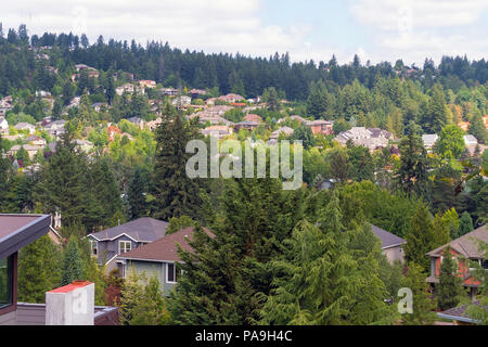 Hang Luxus Wohnungen in Happy Valley Oregon Nordamerikanischen Vorstadtnachbarschaft Stockfoto