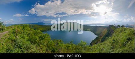 Lake Taal auf der Insel Luzon, im nördlichen Ende des philippinischen Archipels. Bekannt als die Insel in einem See auf einer Insel in einem See auf Stockfoto