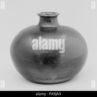 Flasche für Süßigkeiten. Kultur: Japan. Abmessungen: H.4. (10,2 cm). Datum: 18. Museum: Metropolitan Museum of Art, New York, USA. Stockfoto