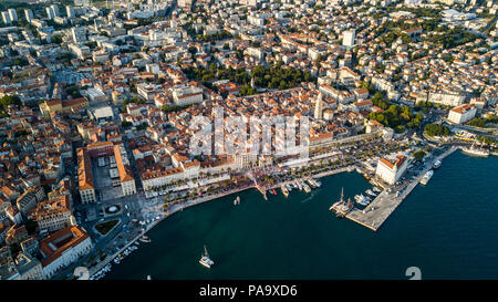 Luftbild der Altstadt von Split, dem historischen Zentrum der Stadt Split, Kroatien Stockfoto