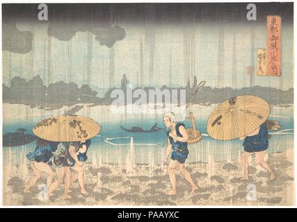 Onmayagashi in Edo. Artist: Utagawa Kuniyoshi (Japanisch, 1797-1861). Kultur: Japan. Abmessungen: H.10 cm. (25,7 cm); W. 14 9/16 in. (37 cm). Datum: 1830-44. Dieser Ausdruck ist eine großartige Darstellung von starken Regen. Drei Männer drängten sich unter einen Sonnenschirm über sind ein weiteres, die sintflutartigen Regen weltvergessen, Munches auf die Aale, die er zum Verkauf trägt. Hinter ihm ist ein komisches Gegenstück zu dem Trio -- ein einzelnes Bild mit drei Schirme, die zusätzlich zu dem einen, die ihn verdeckt aus den Augen belastet. Strömenden Regen fällt gerade nach unten und spritzt aus dem schlammigen Boden. Der Künstler war ein Conte Stockfoto