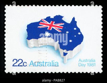 Australien - ca. 1981: Stempel im Australien gedruckten zeigt Flagge auf der Karte von Australien, Australien Tag, ca. 1981 Stockfoto