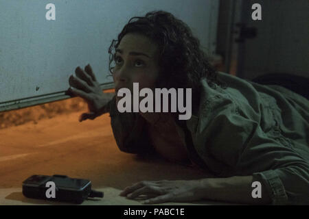 RELEASE DATUM: Titel: April 20, 2018 Studio: Global Road Entertainment REGISSEUR: Deon Taylor PLOT: ein Paar für ein romantisches Wochenende in den Bergen von einem Biker gang angesprochen. Allein in den Bergen, Brea und John muss sich gegen die Bande, die vor nichts zurückschrecken, um ihre Geheimnisse zu schützen. In den Hauptrollen: PAULA PATTON als Brea. (Bild: © Global Road Unterhaltung/Entertainment Bilder) Stockfoto