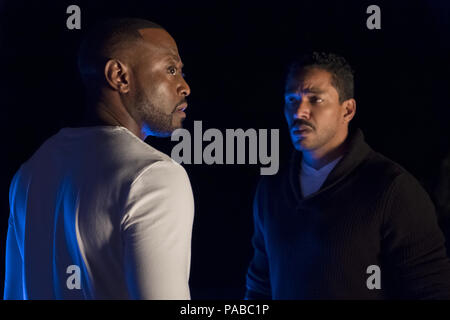 RELEASE DATUM: Titel: April 20, 2018 Studio: Global Road Entertainment REGISSEUR: Deon Taylor PLOT: ein Paar für ein romantisches Wochenende in den Bergen von einem Biker gang angesprochen. Allein in den Bergen, Brea und John muss sich gegen die Bande, die vor nichts zurückschrecken, um ihre Geheimnisse zu schützen. In den Hauptrollen: OMAR EPPS, John, Laz Alonso als Darren Cole. (Bild: © Global Road Unterhaltung/Entertainment Bilder) Stockfoto