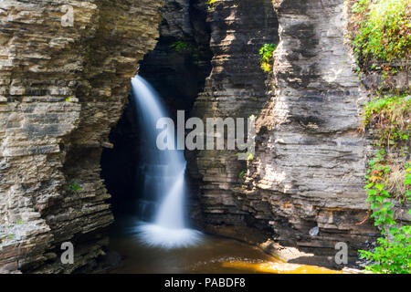 Eingang Kaskade, Watkins Glen State Park, New York Stockfoto