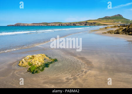 Whitesands Beach in der Nähe von St Davids im Pembrokeshire Coast National Park, Wales, Großbritannien Stockfoto