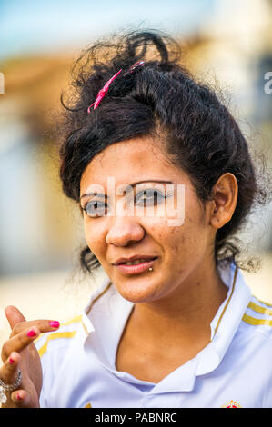 MANAGUA, NICARAGUA - Jan 6, 2012: Unbekannter nicaraguanischen Mädchen Porträt. 69% der Nicaranguan Menschen gehören zu den Mestizen ethnische gruppe Stockfoto