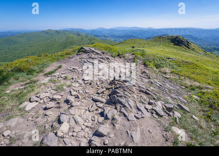 Blick vom Berg neben Polish-Ukraine Rozsypaniec Grenze im Westen Bieszczady-gebirge in Polen Stockfoto