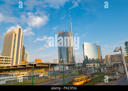 Mailand, Italien - 17. Februar 2017: Piazza Gae Aulenti, wichtige Finanzviertel von Mailand mit den höchsten Wolkenkratzer in Italien Stockfoto