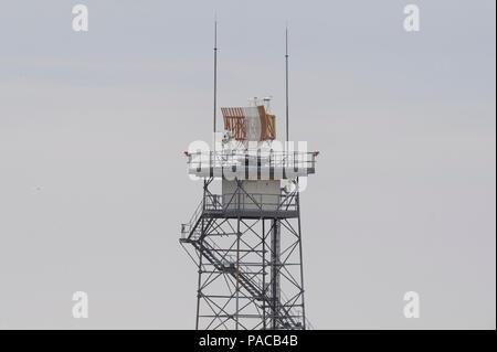 Farnborough, Hampshire, UK. 20. Juli, 2018. Radarsystem in Farnborough airfield. Stockfoto