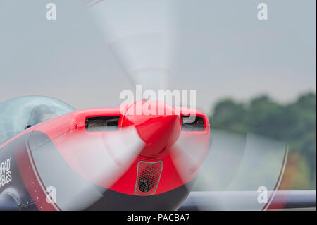 Farnborough, Hampshire, UK. 20. Juli, 2018. Letzten Tag des alle zwei Jahre stattfindenden Internationalen Handel Farnborough Airshow, einem Übergang, der Tag als Geschäftskunden l Stockfoto