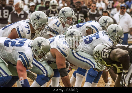 Oakland, Kalifornien, USA. 2. Okt 2005. Dallas Cowboys Quarterback Drew Bledsoe (11) am Sonntag, 2. Oktober 2005 in Oakland, Kalifornien. Die Räuber besiegt die Cowboys 19-13. Credit: Al Golub/ZUMA Draht/Alamy leben Nachrichten Stockfoto