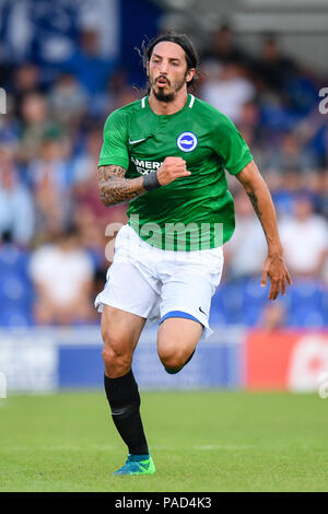 London, Großbritannien. 21. Juli, 2018: Brighton & Hove Albion Ezequiel Schelotto in Aktion während der Vor Saisonbeginn freundlich gegen AFC Wimbledon im Cherry Red Records Stadion, London, UK. Credit: Ashley Western/Alamy leben Nachrichten Stockfoto