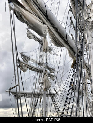 Dockside von alten Segelschiff Stockfoto