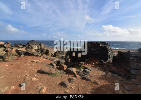 Gold Mill Ruinen in Aruba mit großen Steinmauern Stockfoto