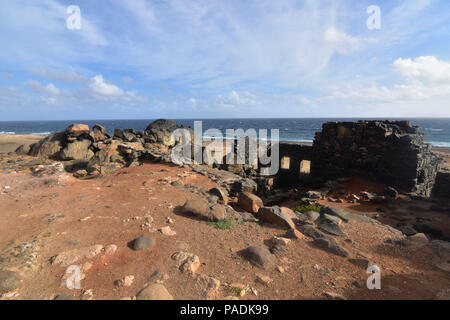 Stein Ruinen einer Gold Mill in Aruba. Stockfoto