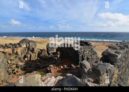 Atemberaubende Gold Mill Ruinen noch in Aruba Stockfoto
