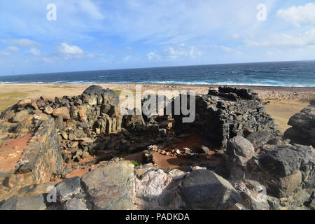 Cool Bushiribana Gold Mill Ruinen in Aruba. Stockfoto