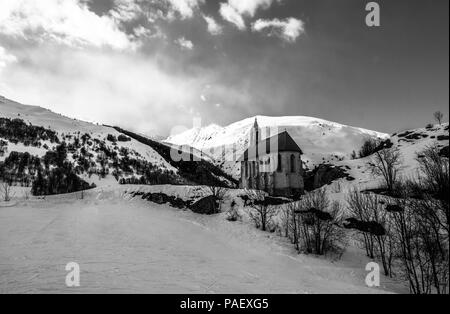 Nahm dieser Schuss beim Skifahren, Tonne Valloire Setaz in den französischen Alpen. Stockfoto