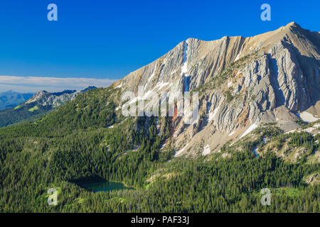 Sacajawea Peak im bridger Berge über fairy Lake in der Nähe von Bozeman, Montana Stockfoto