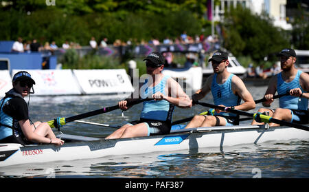 Newcastle vor ihren Wettlauf gegen Cambridge in der Power8-Sprints am Hafen von Bristol, Bristol. PRESS ASSOCIATION Foto. Bild Datum: Sonntag, 22. Juli 2018. Photo Credit: Simon Galloway/PA-Kabel Stockfoto