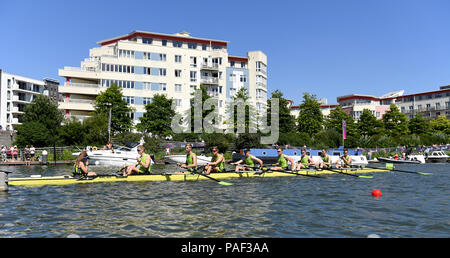 Nottingham vor ihren Wettlauf gegen die Exeter während der Power8-Sprints am Hafen von Bristol, Bristol. Stockfoto