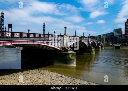 Lambeth Brücke über die Themse. Stockfoto