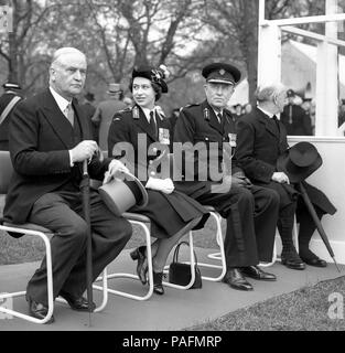 Prinzessin Margaret in St Johns Ambulance Feuerwehr einheitliche Stockfoto