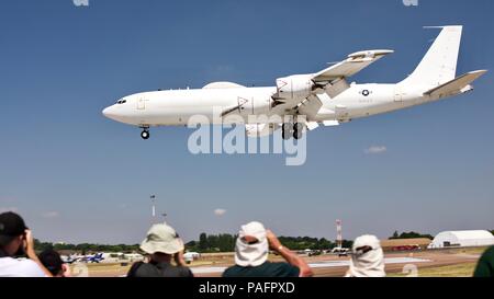 U.S Navy E6-B Merkur "doomsday Plane" Landung an RAF Fairford für die 2018 Royal International Air Tattoo Stockfoto