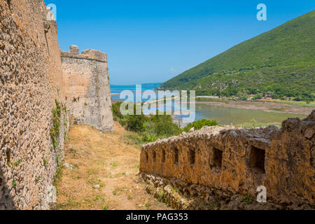 Schloss von Grivas in Lefkas ionische Insel in Griechenland. Es wurde 1807 von Ali Pasha von Ioannina gebaut Stockfoto