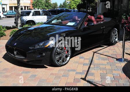 Luxuriöse schwarz Maserati cabrio Limousine Stockfoto