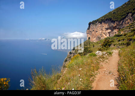 Blick auf die Amalfiküste von der Wanderung der Götter Stockfoto