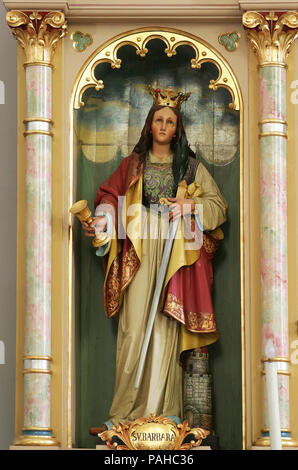 Statue der Heiligen Barbara auf der oltar der Muttergottes in der Kirche des Heiligen Kreuzes in Rovinj, Kroatien Stockfoto