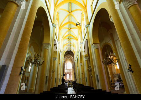 St. Peter und Paul Kirche Kirche, Souvigny, Allier, Auvergne-Rhone-Alpes, Frankreich Stockfoto