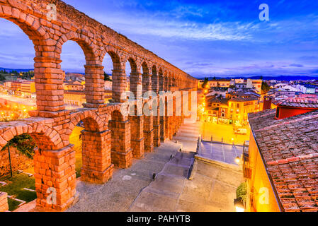 Segovia, Spanien. Römische Aquädukt, aus dem ersten Jahrhundert des Römischen Reiches, Castilla y Leon. Stockfoto