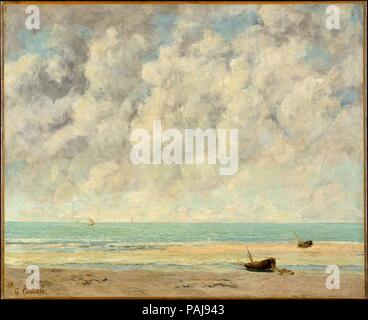 Das ruhige Meer. Künstler: Gustave Courbet (Französisch, Ornans 1819-1877 La Tour-de-Peilz). Abmessungen: 23 1/2 x 28 3/4 in. (59,7 x 73 cm). Datum: 1869. Courbet malte diese Ansicht mit Blick über den englischen Kanal bei einem Besuch in Étretat entlang der Küste der Normandie im August 1869. Der Ozean hat bei Ebbe zurückgegangen, und zwei kleine Boote am Ufer links. Die ruhige Komposition, mit seinen immensen Himmel hoch über schmale Bänder von Wasser und Sand, ist ungewöhnlich für Meeresforschung Courbet Gemälde aus dieser Zeit, durch die Brandung dominiert. Museum: Metropolitan Museum of Art, New York, USA. Stockfoto