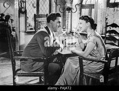 Wochenend im Paradies, alias: Liebe im Finanzamt, Deutschland 1952, Regie: Kurt Hoffmann Darsteller: Hans Heyne, Christiane Jansen Stockfoto
