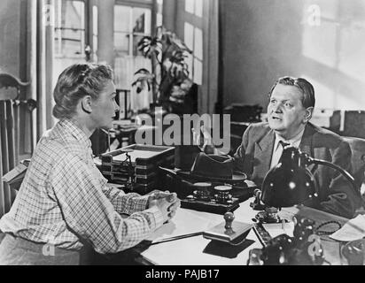 Wochenend im Paradies, alias: Liebe im Finanzamt, Deutschland 1952, Regie: Kurt Hoffmann Darsteller: Harald Paulsen Stockfoto