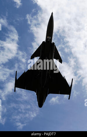 Schwedische Luftwaffe Saab JAS-39 Gripen auf eine final-Ansatz für Kirkbymoorside Stockfoto