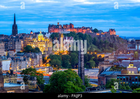 Luftaufnahme von Calton Hill, Edinburgh, Großbritannien Stockfoto