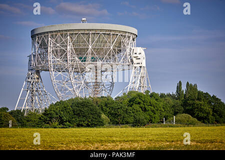 Chelford Gemeinde in Cheshire, in der Nähe der durch Anziehung Jodrell Bank Discovery Centre Stockfoto