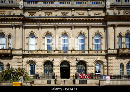 Blackbun Stadtzentrum in Lancashire, England, das Rathaus von Architekt James Paterson im italienischen Renaissance Stil Stockfoto